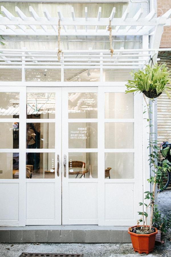 Ferienwohnung 阿信輕旅 Tainan Exterior foto