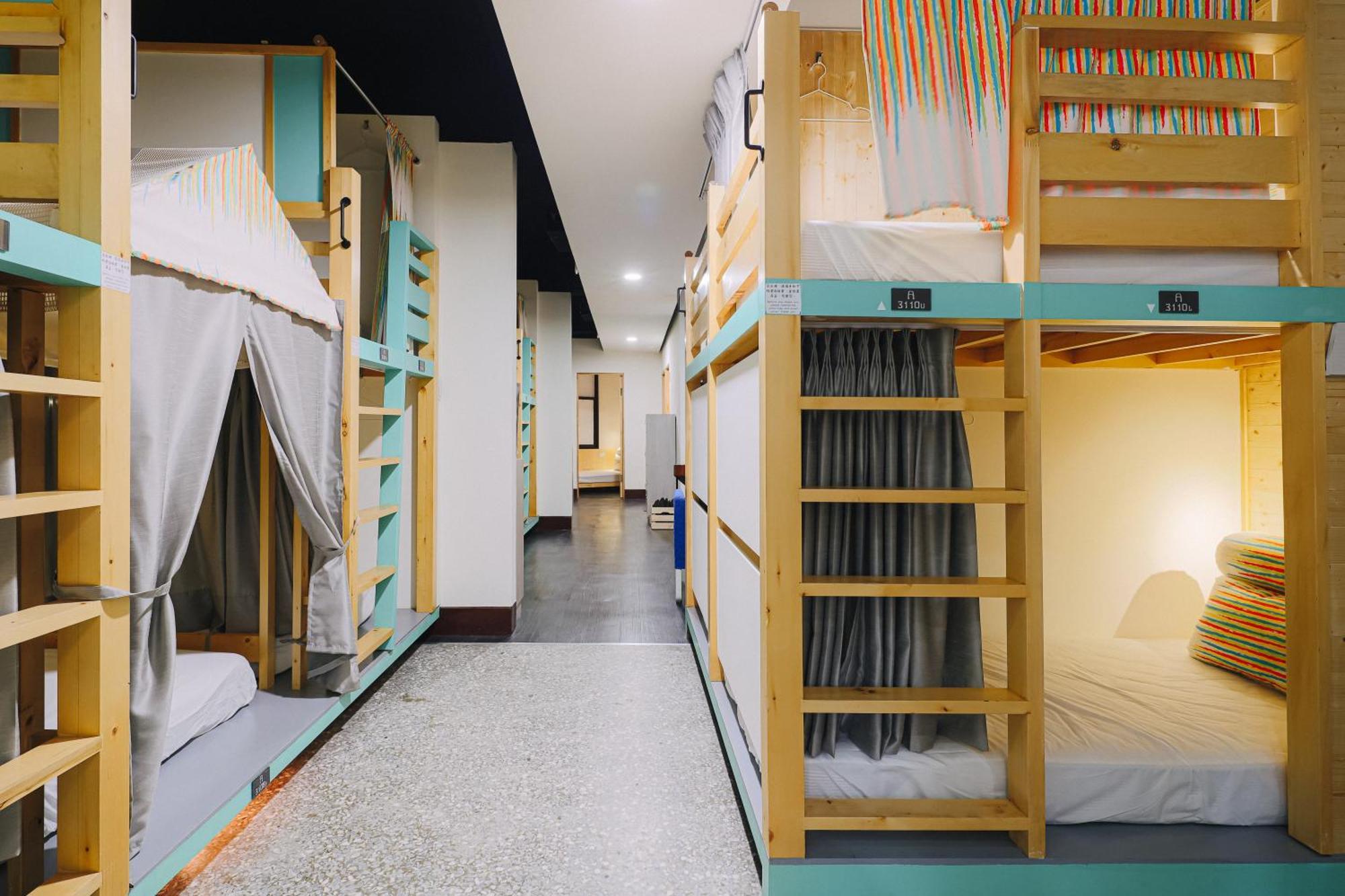 Ferienwohnung 阿信輕旅 Tainan Exterior foto