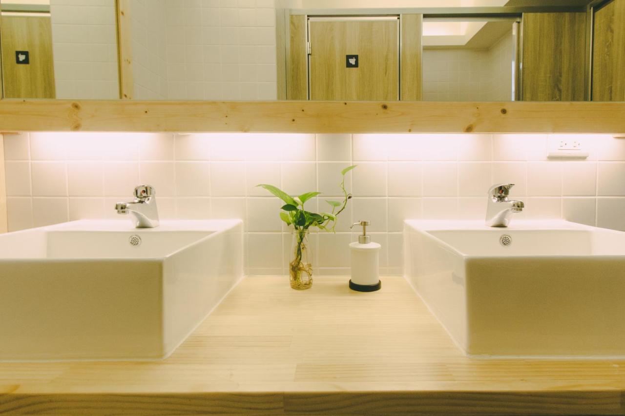 Ferienwohnung 阿信輕旅 Tainan Exterior foto